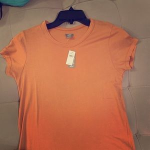 Women’s size small Aerie T-shirt. Never worn!